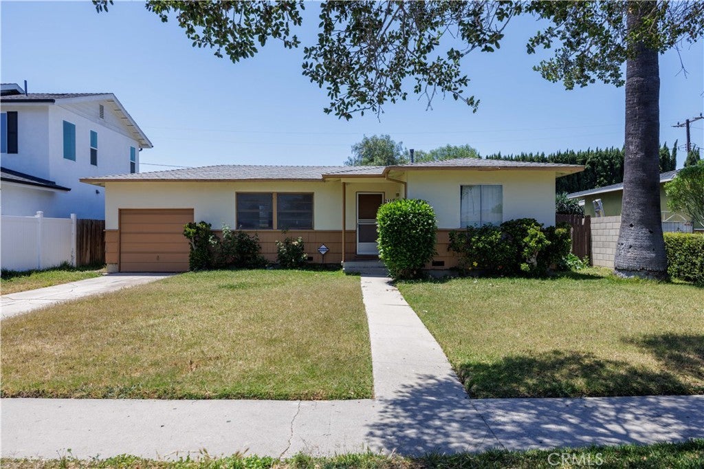 Photo of Listing #OC25106099