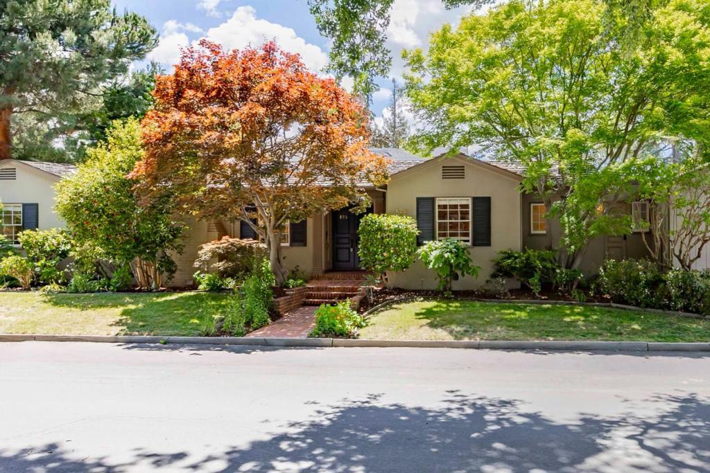 Photo of Listing #ML82007525