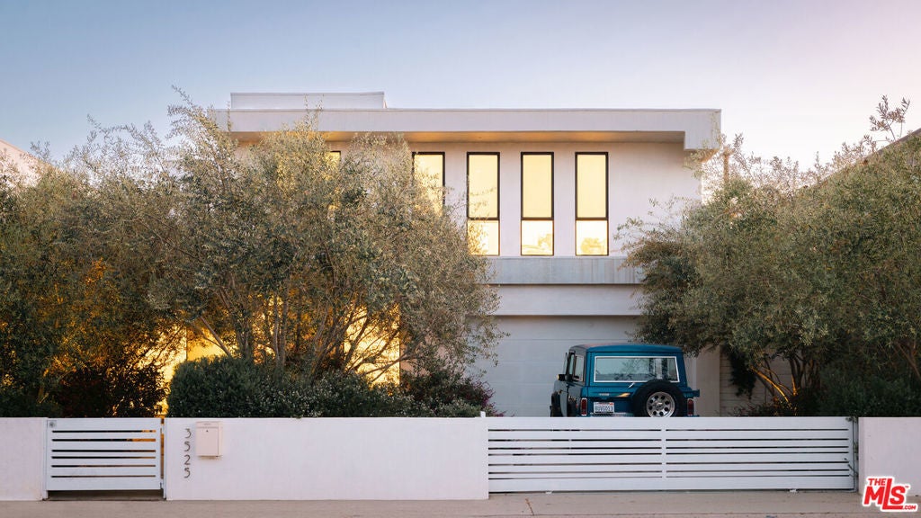 Photo of Listing #25540595