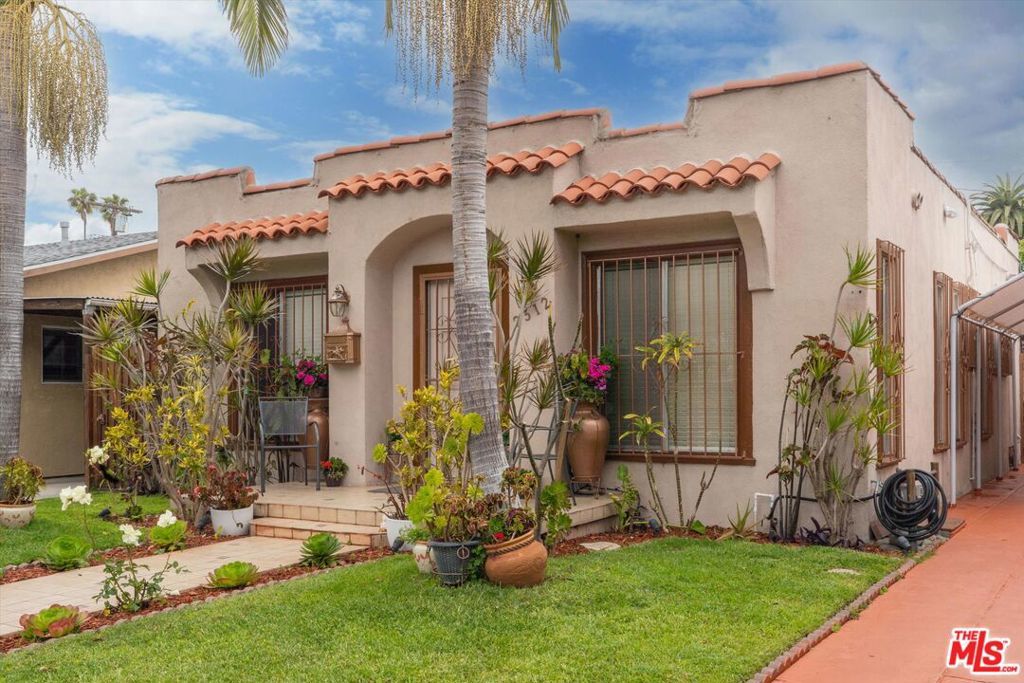 Photo of Listing #25536853