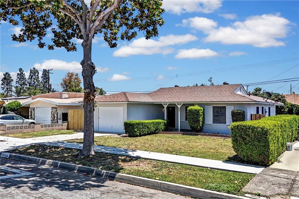 Photo of Listing #TR25111442