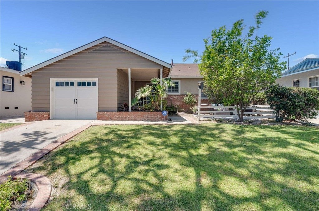 Photo of Listing #PW25111475