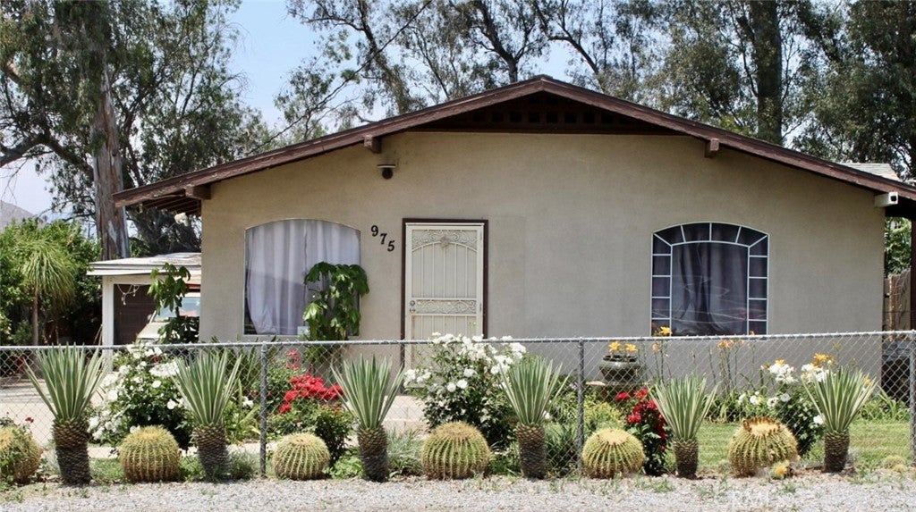 Photo of Listing #IV25111353