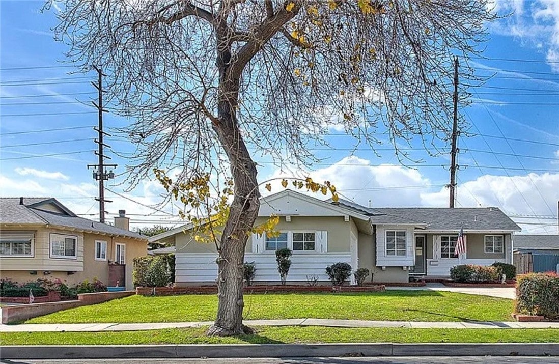 Photo of Listing #PW25111854