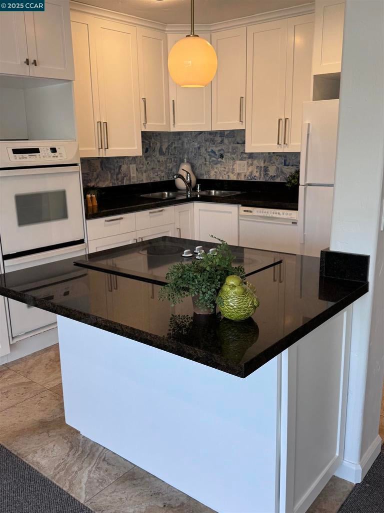 Photo of Listing #41098156