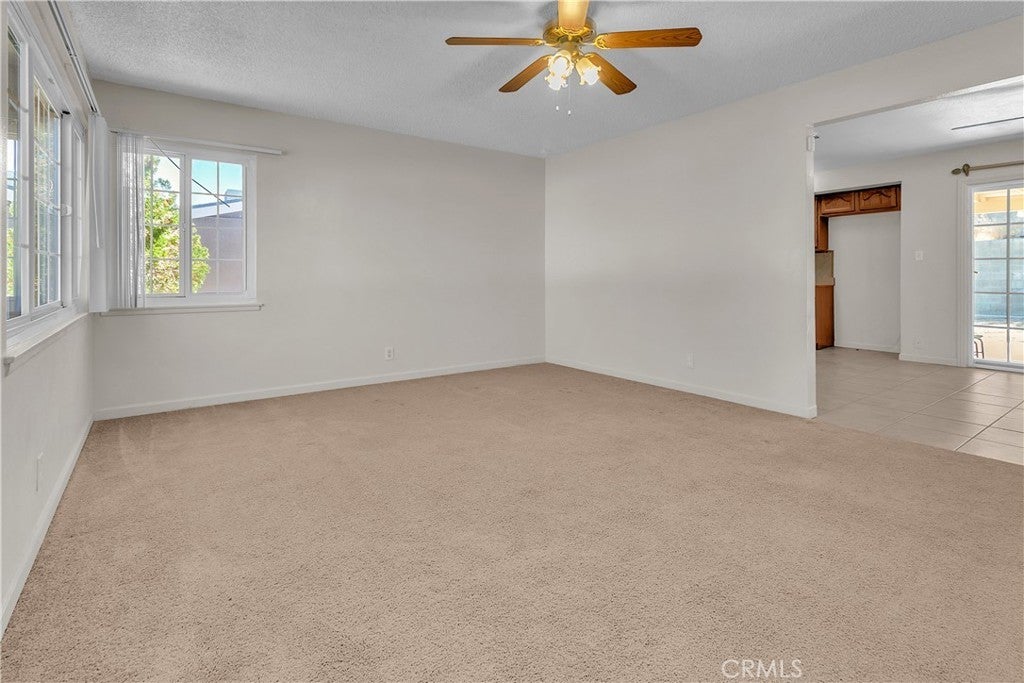 Photo of Listing #DW25111077