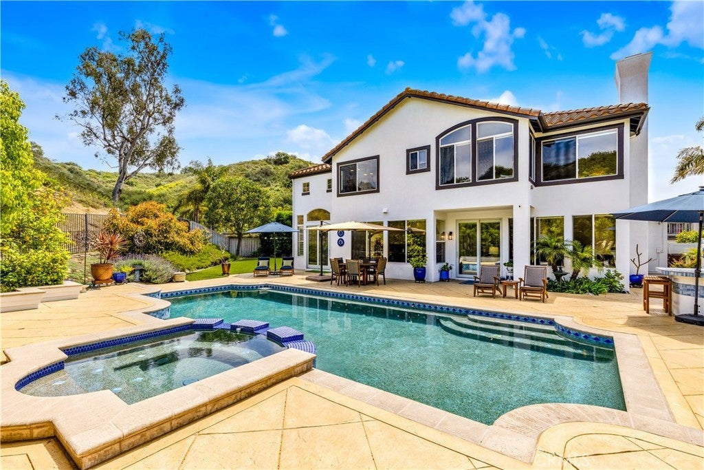 Photo of Listing #OC25073425