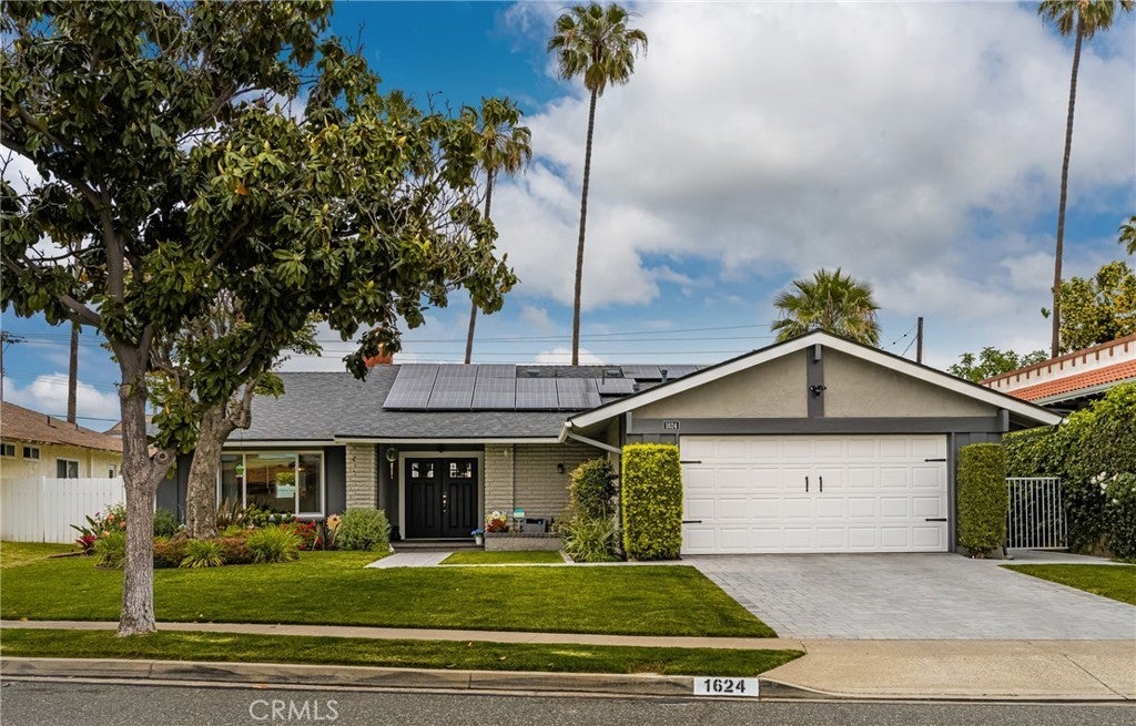 Photo of Listing #PW25111403