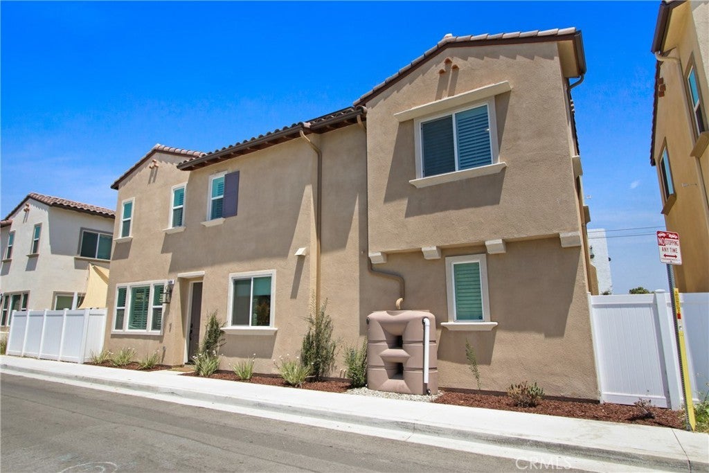 Photo of Listing #PV25111603