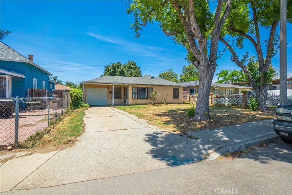 Photo of Listing #SB25112470