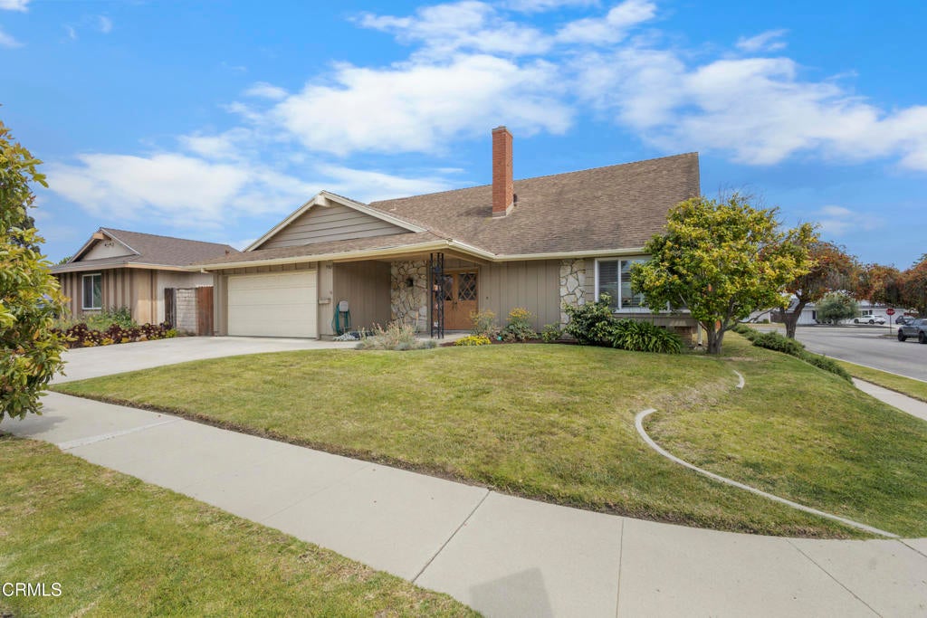 Photo of Listing #V1-30056