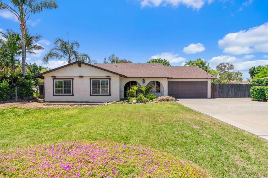 Photo of Listing #PTP2503696