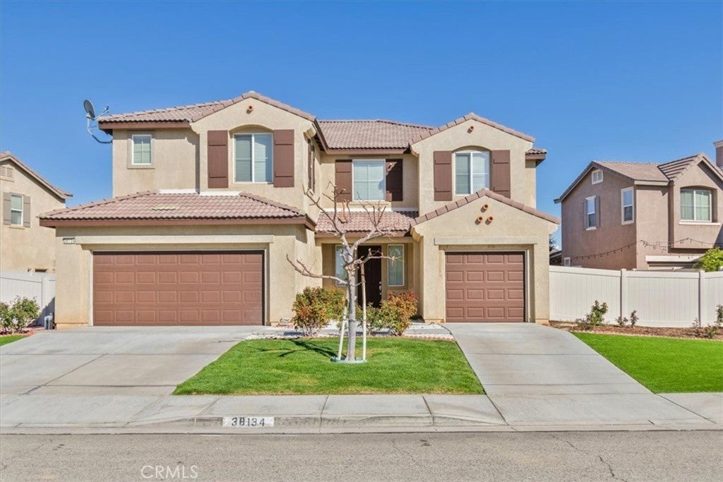 Photo of Listing #SR25112589