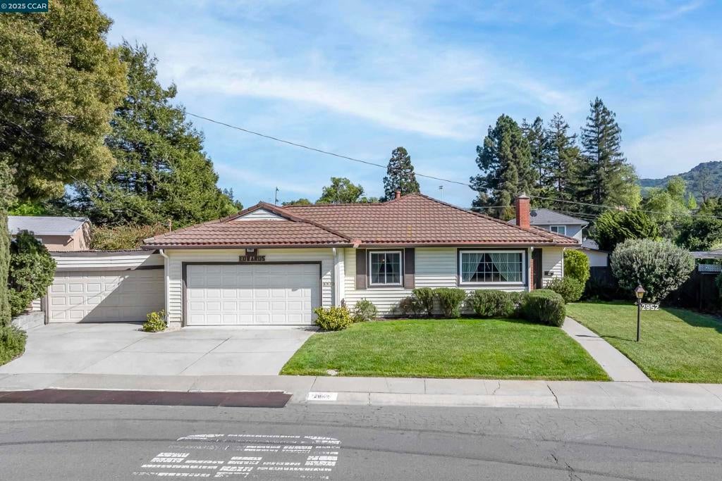 Photo of Listing #41098270