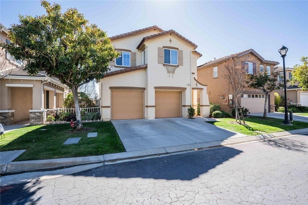 Photo of Listing #SR25111984