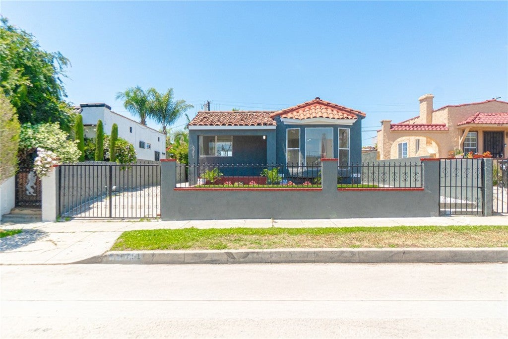 Photo of Listing #DW25111025