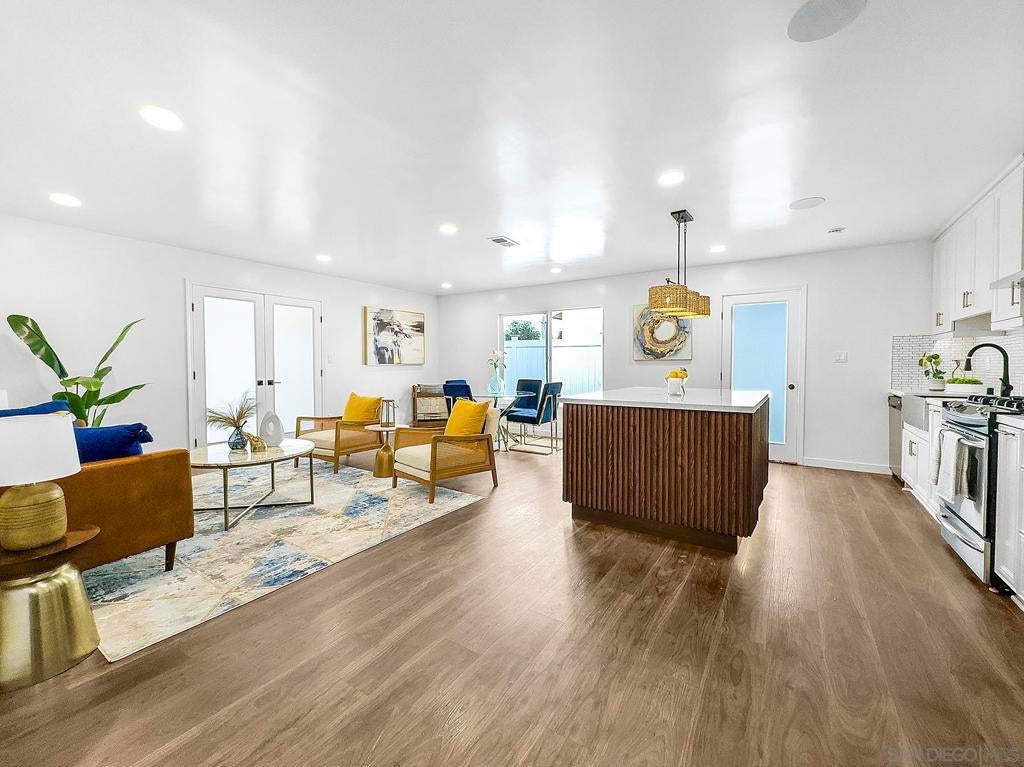 Photo of Listing #250028080SD