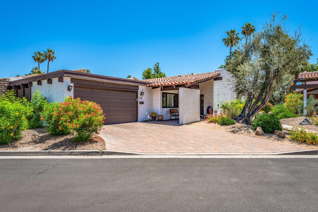 1288 Primavera Drive, Palm Springs