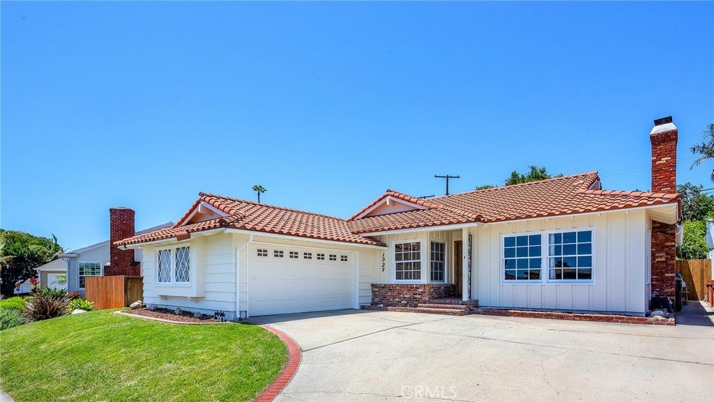 Photo of Listing #SB25111492