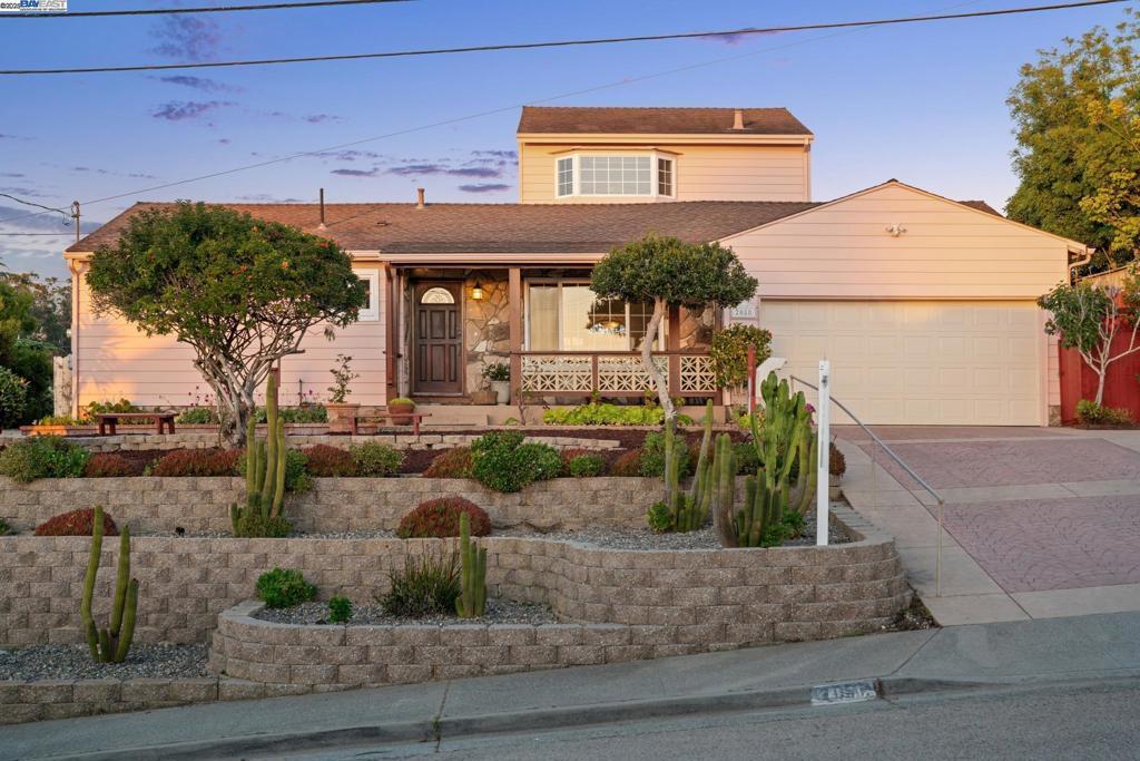 Photo of Listing #41098332