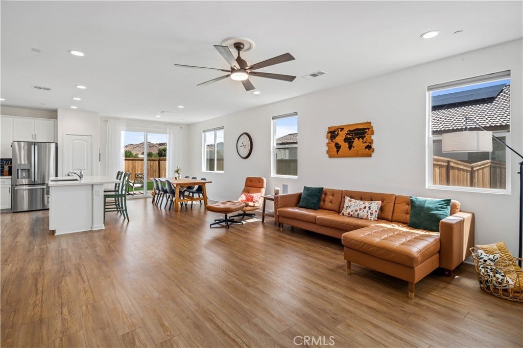 Photo of Listing #SR25110678