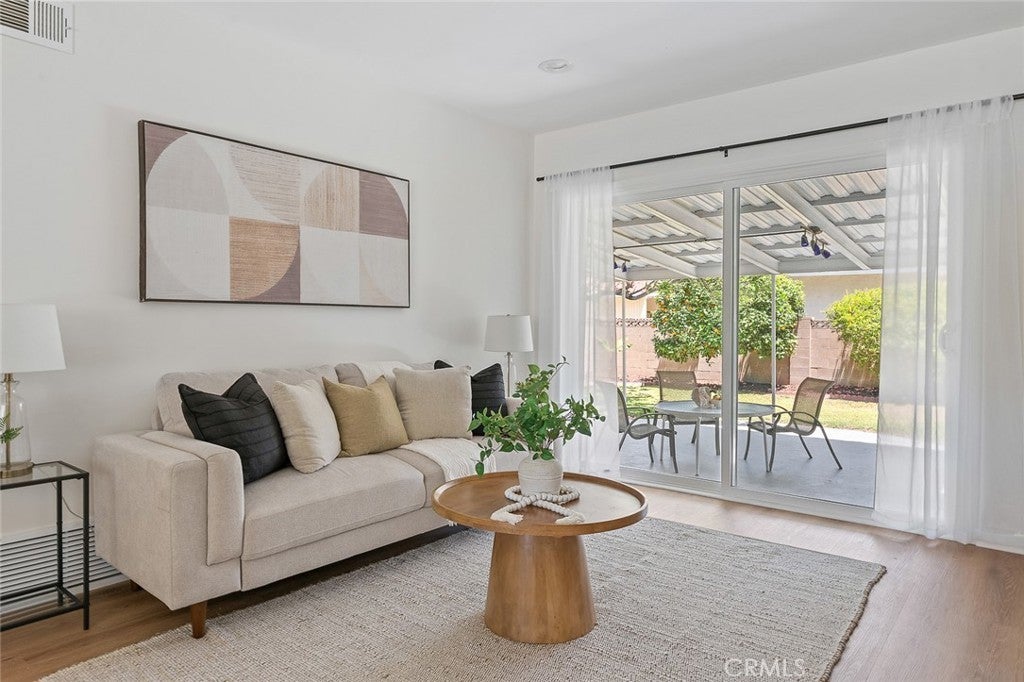 Photo of Listing #PW25113415