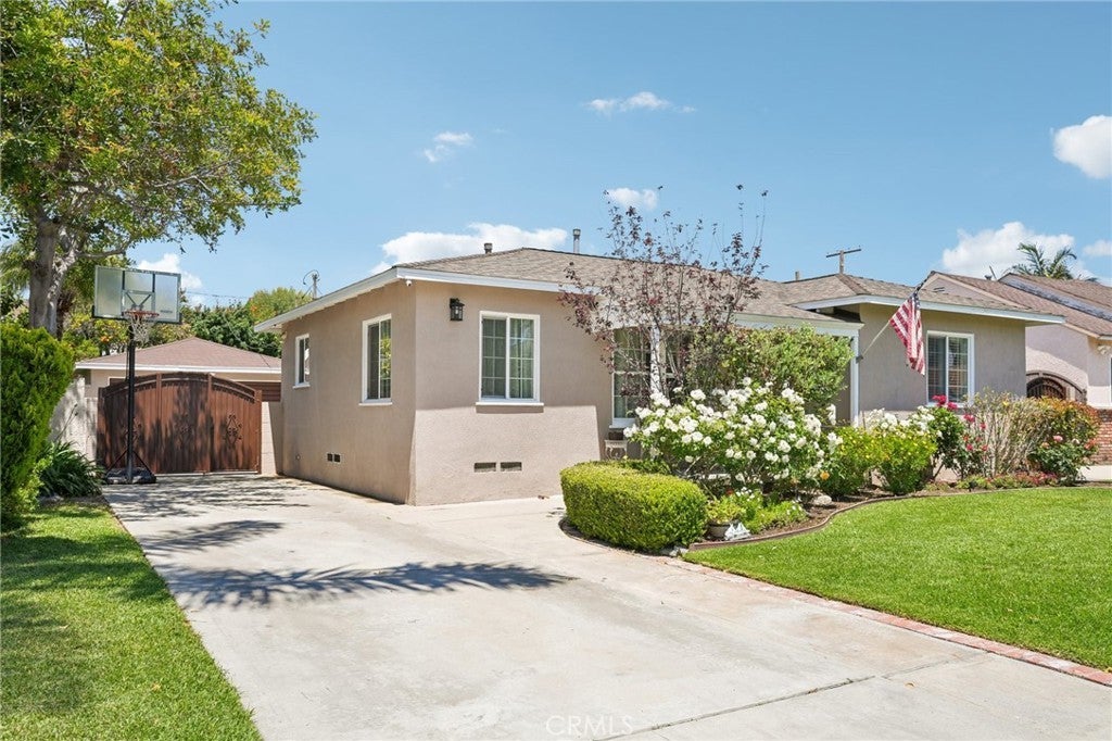 Photo of Listing #PW25111758