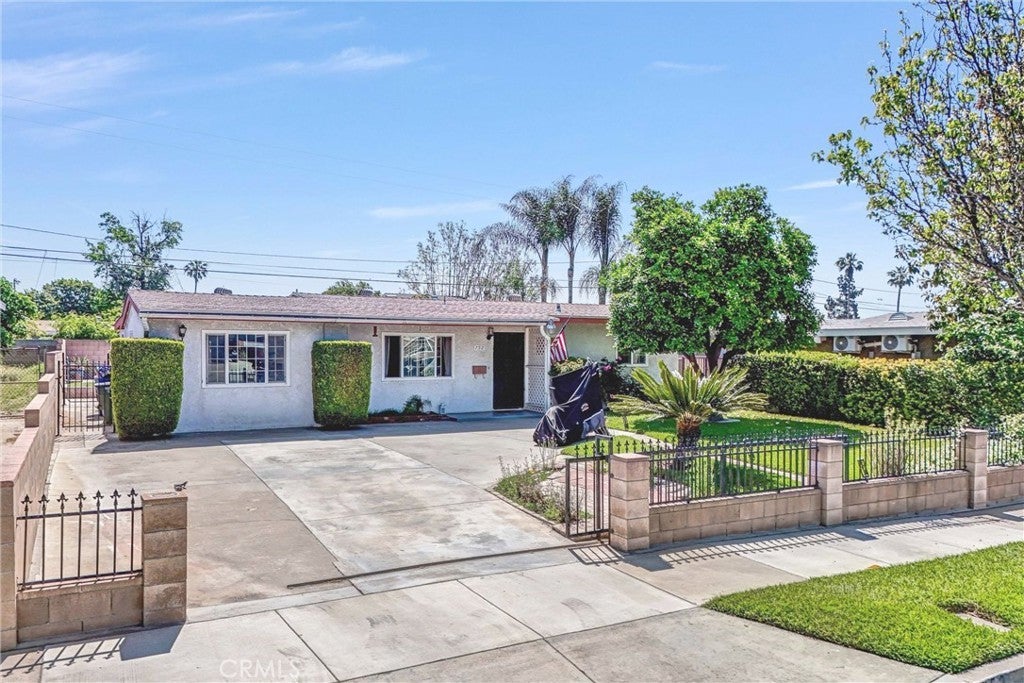 Photo of Listing #PW25112375