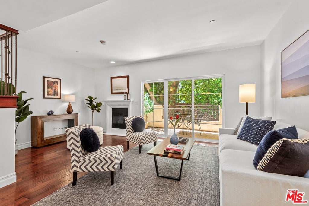 Photo of Listing #25539247