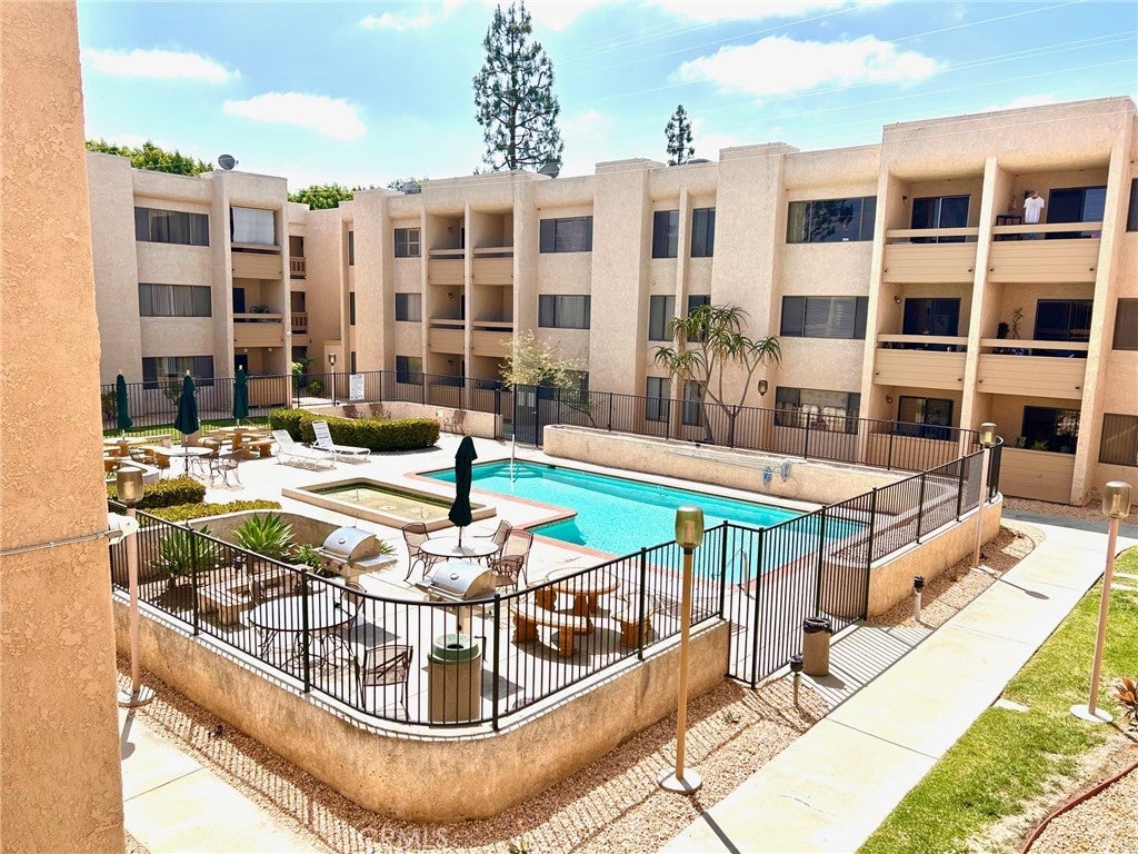 Photo of Listing #PW25113658