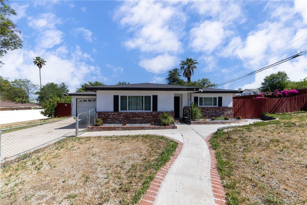 Photo of Listing #CV25113894