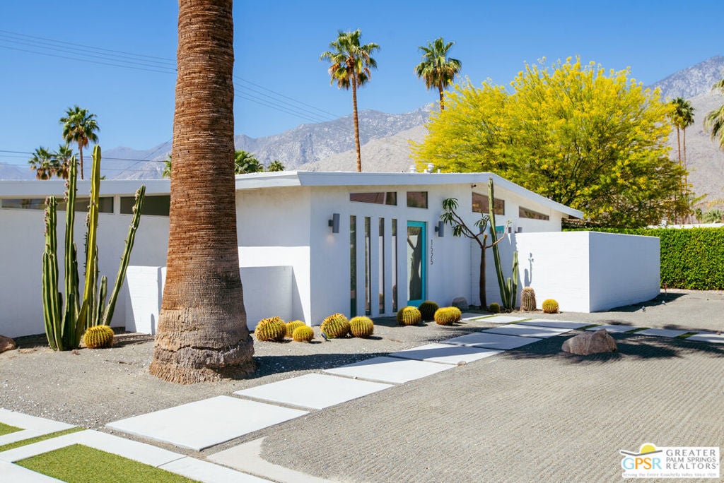 Photo of Listing #25540891PS