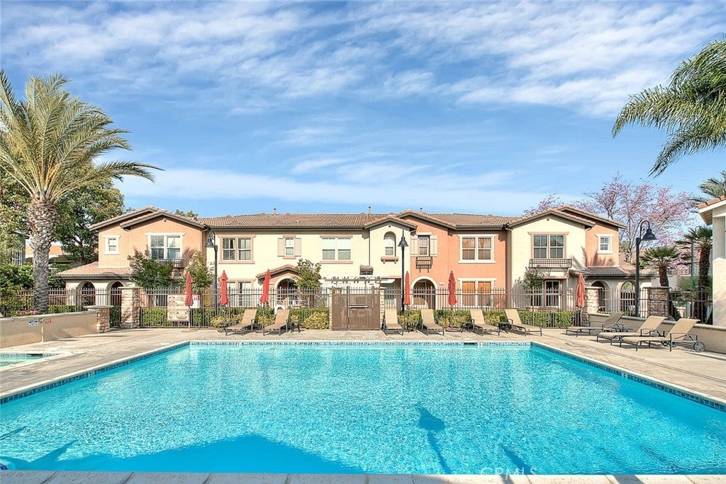 Photo of Listing #CV25110702