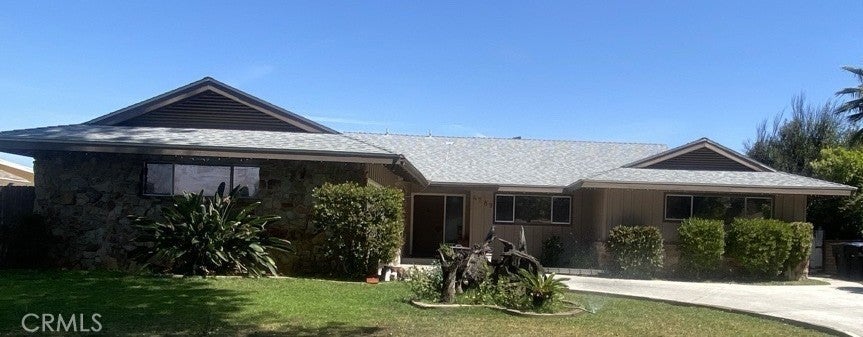 Photo of Listing #IV25108971