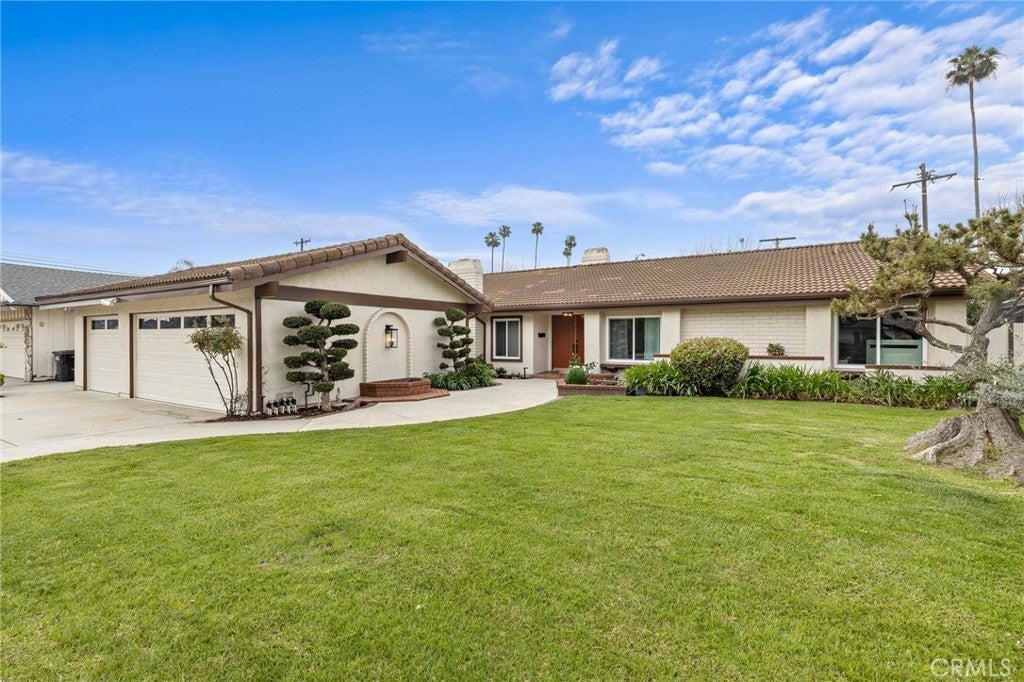 Photo of Listing #PW25114184