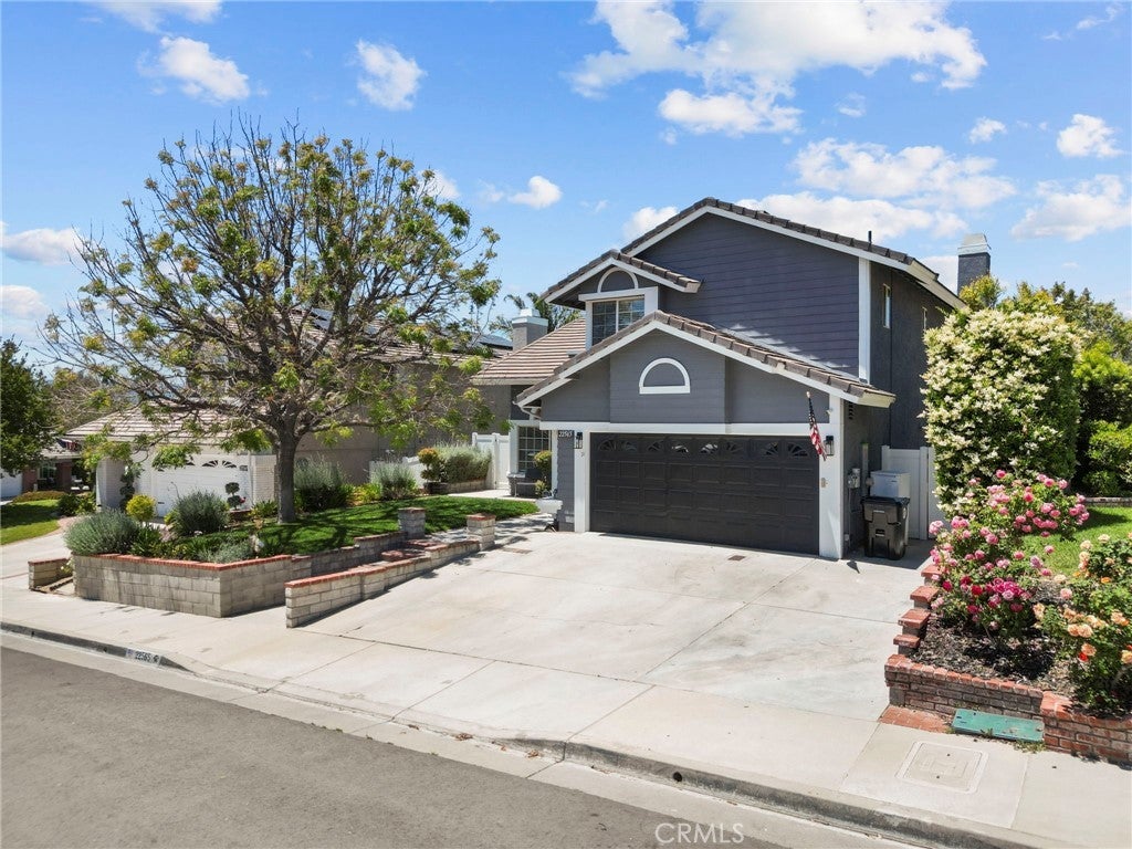 Photo of Listing #SR25114081