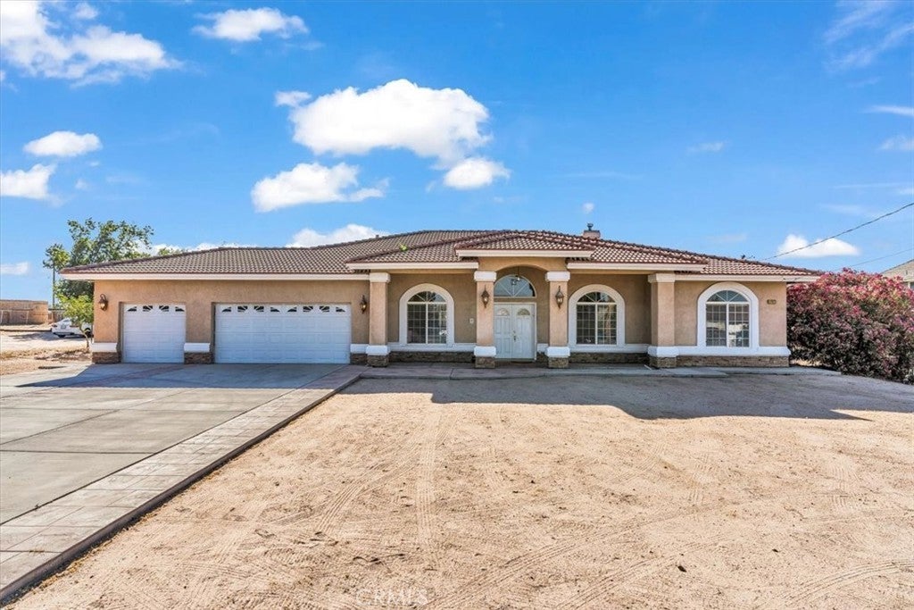 Photo of Listing #SR25114387