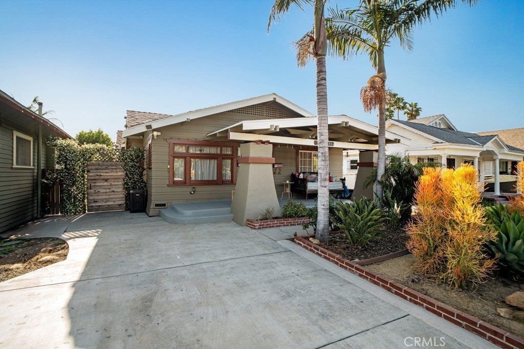 Photo of Listing #SR25110407