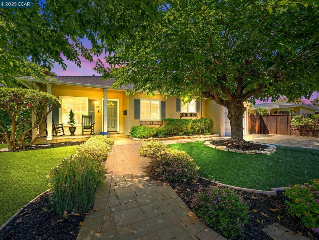 Photo of Listing #41098560