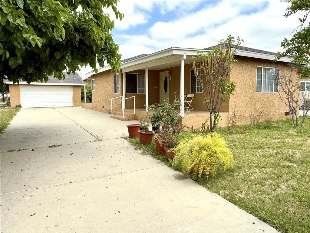 Photo of Listing #CV25112257