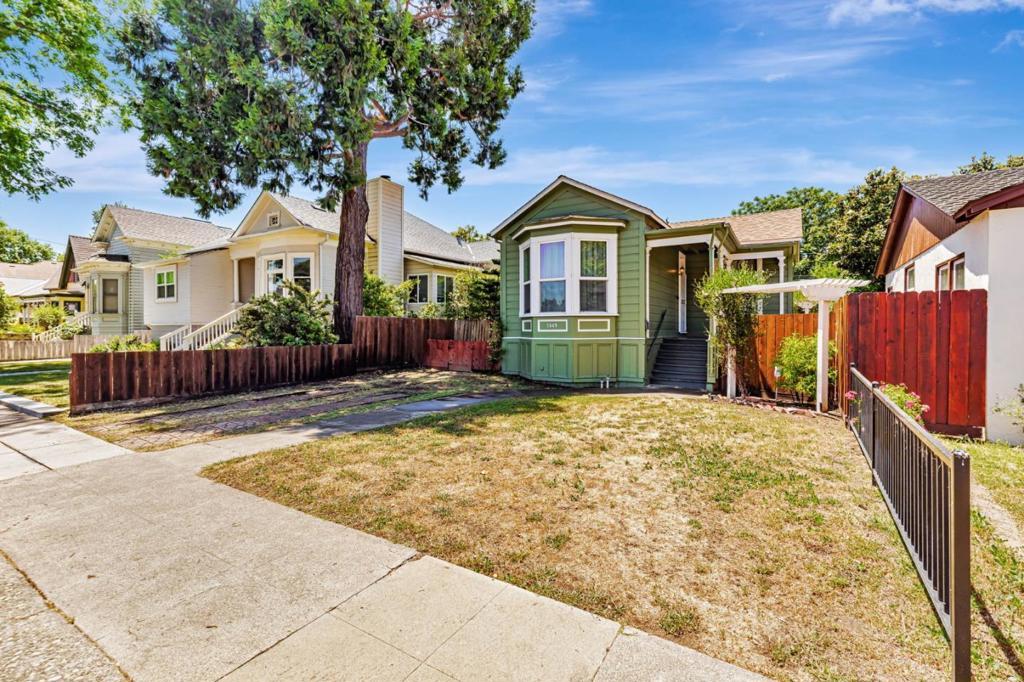 Photo of Listing #ML82001960