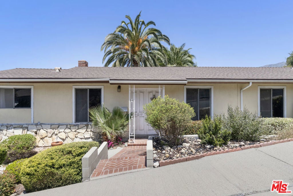 Photo of Listing #25542115