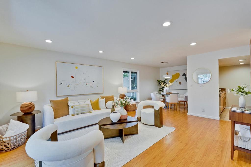 Photo of Listing #ML82008001