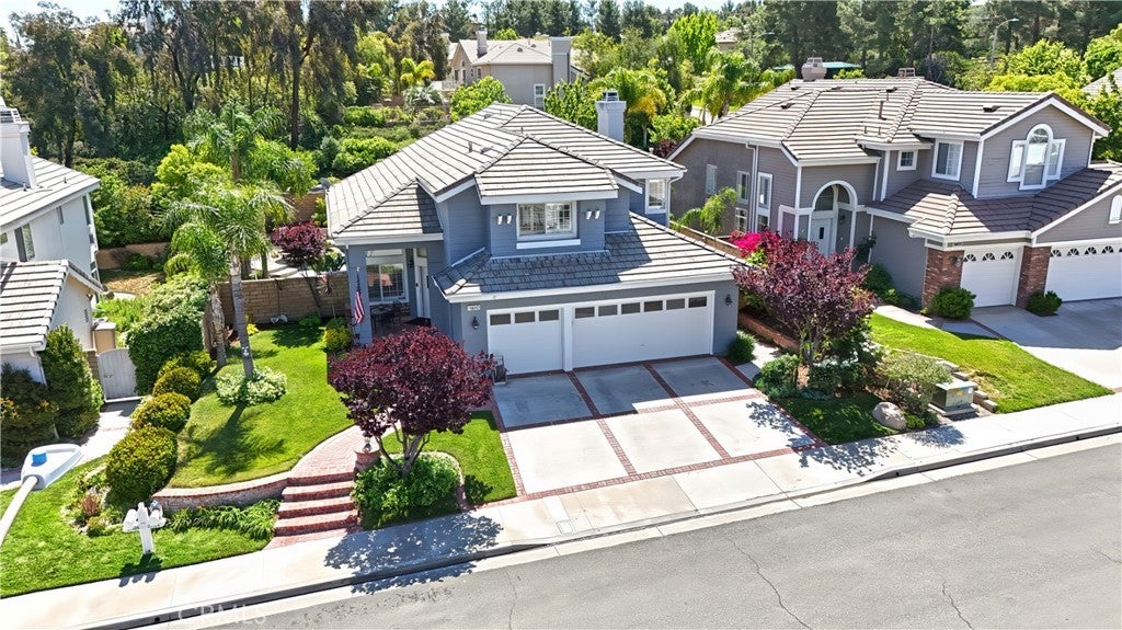 Photo of Listing #SR25098885