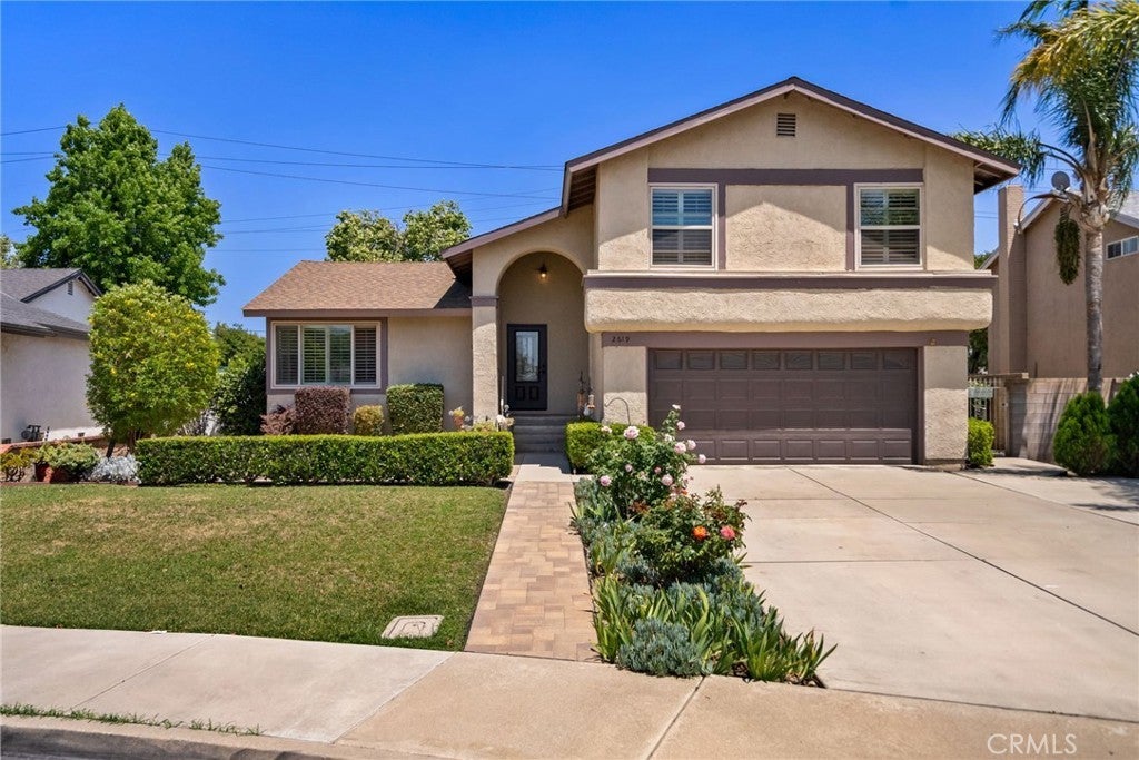 Photo of Listing #IV25114117