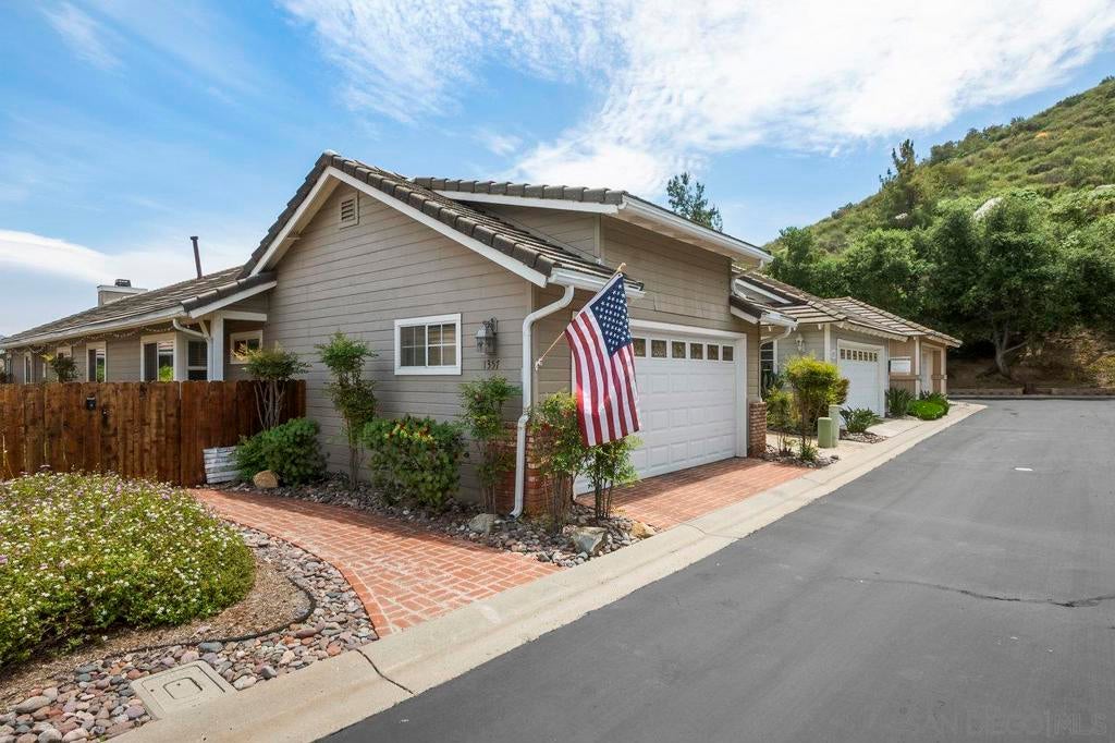 Photo of Listing #250028322SD