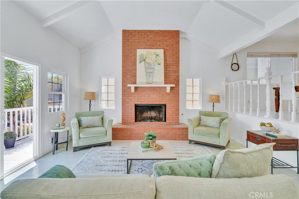 Photo of Listing #SB25114901