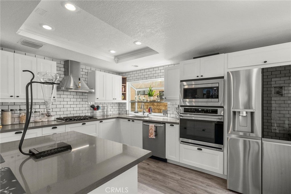 Photo of Listing #SR25114535