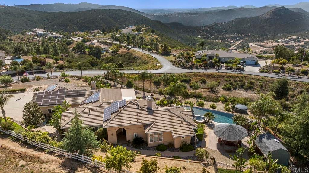 Photo of Listing #PTP2503793