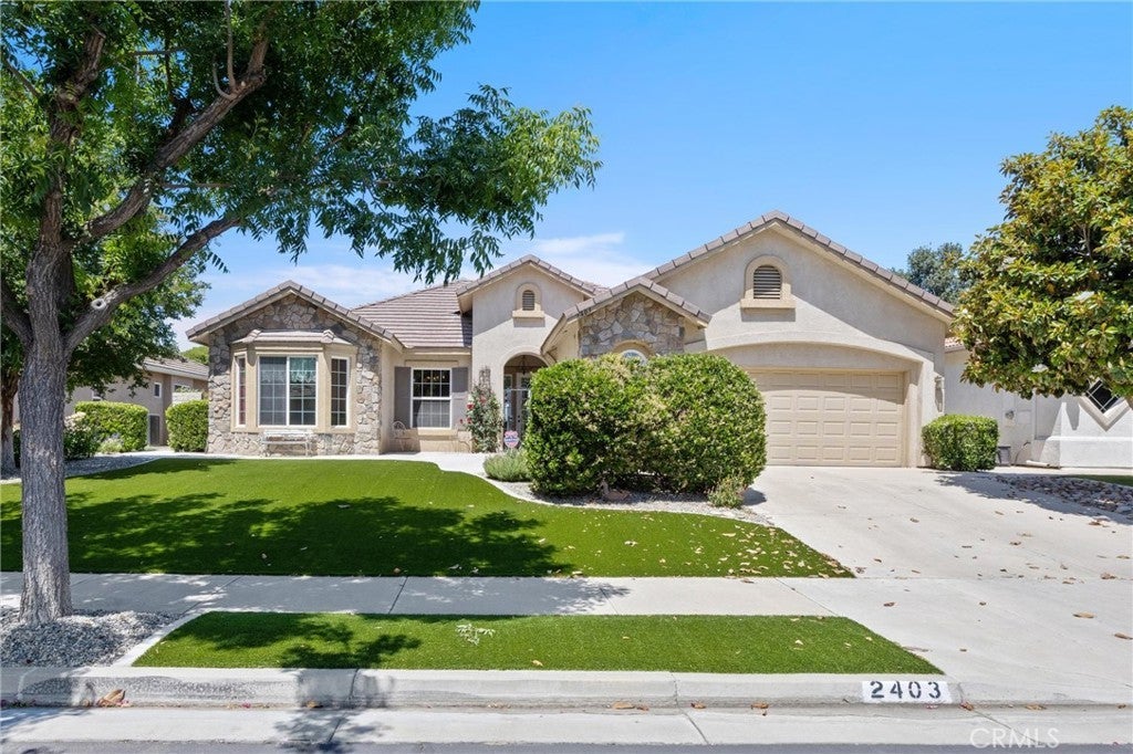 Photo of Listing #IV25115291